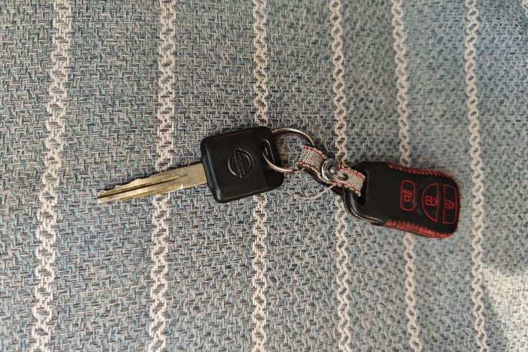 Used Nissan Livina 2015 1.6XE CVT Comfort Edition Vehicle Key