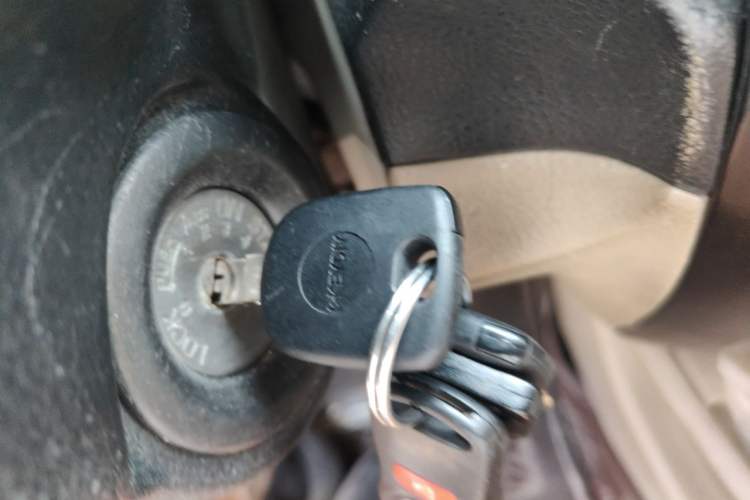 Used Nissan Livina 2015 1.6XE Manual Comfort Edition Vehicle Key