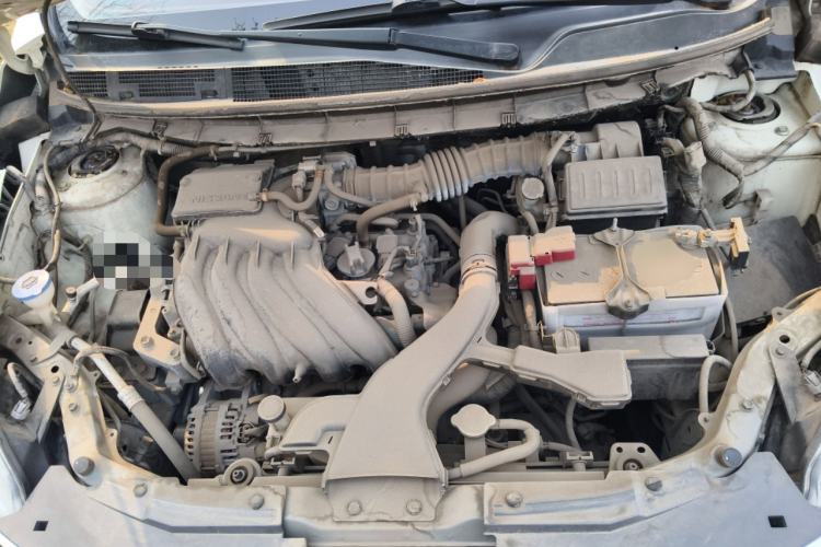 Used Nissan Livina 2015 1.6XE CVT Comfort Connect Edition Engine Bay