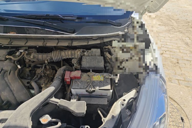 Used Nissan Livina 2015 1.6XE CVT Comfort Edition Engine Bay Left