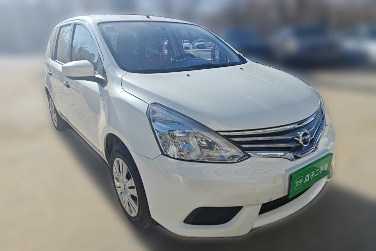 Used Nissan Livina 2015 1.6XE CVT Comfort Edition Front Right 45 Deg