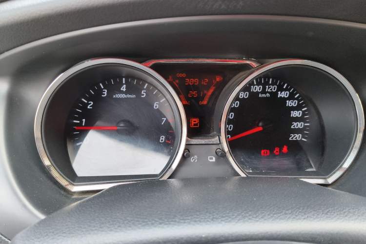Used Nissan Livina 2015 1.6XE CVT Comfort Connect Edition Instrument Cluster