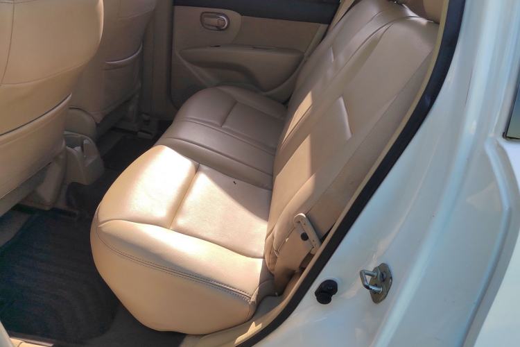 Used Nissan Livina 2015 1.6XE CVT Comfort Edition Left Rear Seat