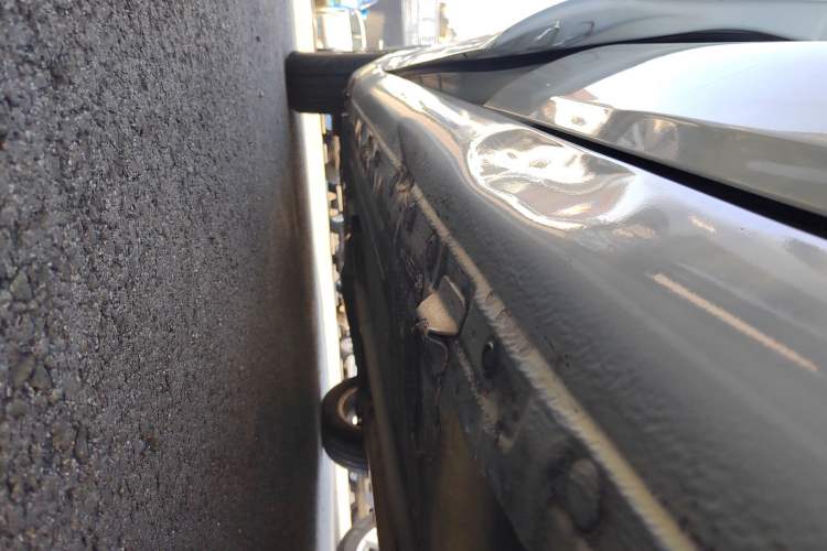 Used Nissan Livina 2015 1.6XE CVT Comfort Edition Left Side Sill