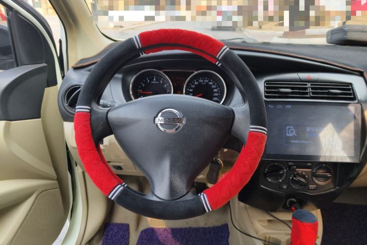 Used Nissan Livina 2015 1.6XE CVT Comfort Connect Edition Steering Wheel