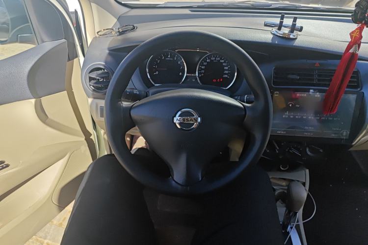 Used Nissan Livina 2015 1.6XE CVT Comfort Edition Steering Wheel