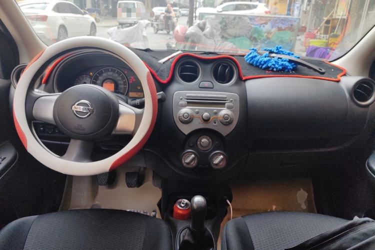 Used Nissan March 2010 1.5L Manual E-Xuan Edition Center Console