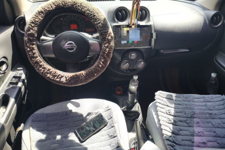 Used Nissan March 2010 1.5L Manual E-Xuan Edition Center Console