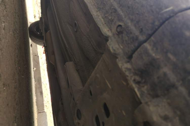 Used Nissan March 2010 1.5L Manual E-Xuan Edition Chassis Front Right