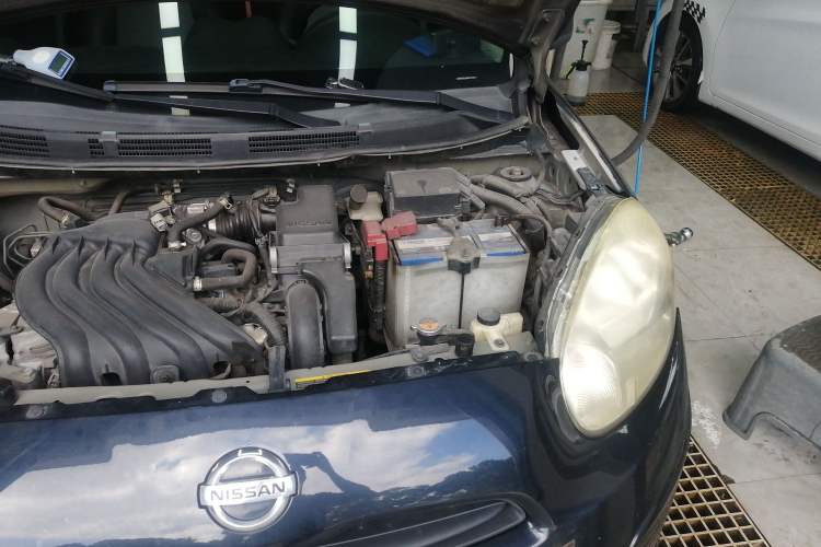 Used Nissan March 2010 1.5L Manual Easi-Style Edition Engine Bay Left