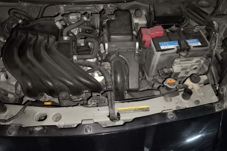 Used Nissan March 2010 1.5L Automatic Easy-Style Version Engine Bay