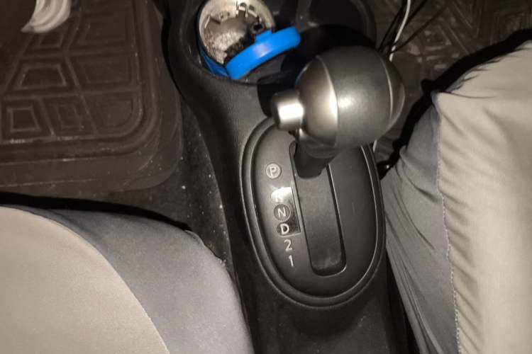 Used Nissan March 2010 1.5L Automatic Easy-Style Version Gear Lever