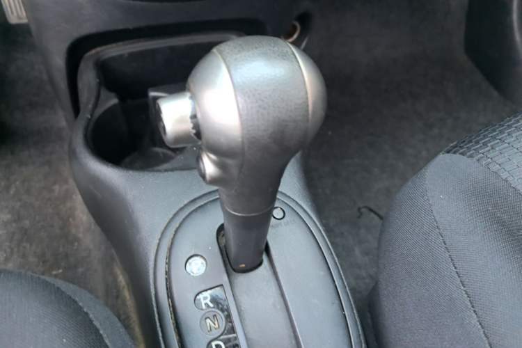 Used Nissan March 2010 1.5L Automatic Easy-Style Version Gear Lever