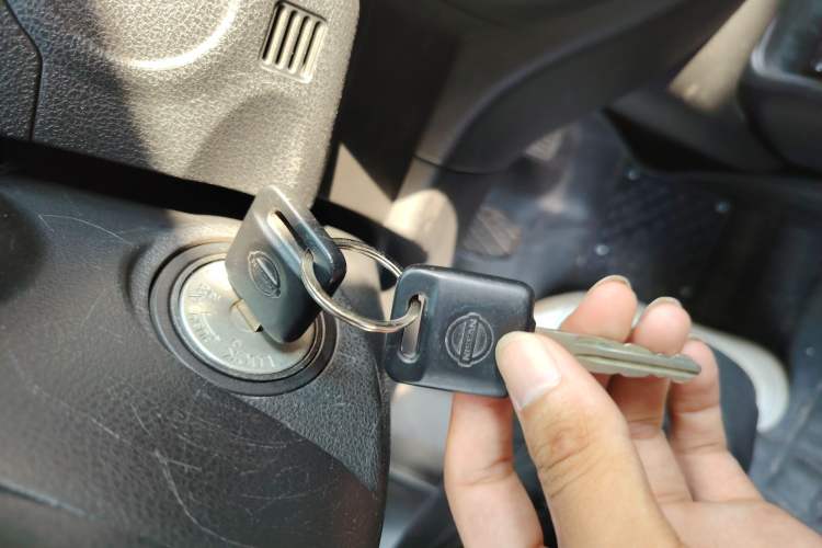 Used Nissan March 2010 1.5L Manual Easi-Style Edition Interior 1
