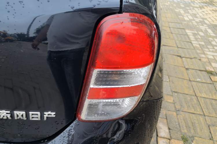 Used Nissan March 2010 1.5L Automatic Easy-Style Version Right Rear Taillight
