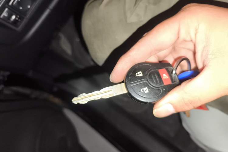 Used Nissan March 2010 1.5L Automatic Easy-Style Version Vehicle Key