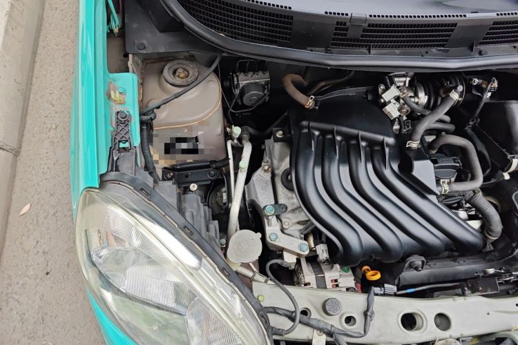 Used Nissan March 2010 1.5L Automatic Easy-Drive Version Engine Bay Right