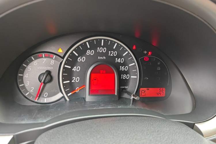 Used Nissan March 2010 1.5L Automatic Easy-Drive Version Instrument Cluster