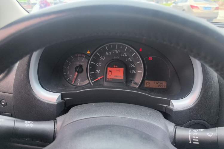 Used Nissan March 2010 1.5L Automatic Easy-Style Version Instrument Cluster