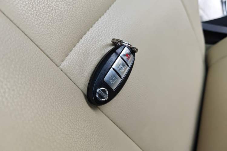 Used Nissan March 2010 1.5L Automatic Easy-Drive Version Vehicle Key