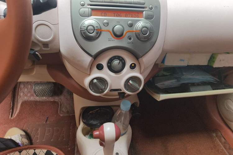 Used Nissan March 2010 1.5L Automatic Easy-Style Version Audio And AC Panel