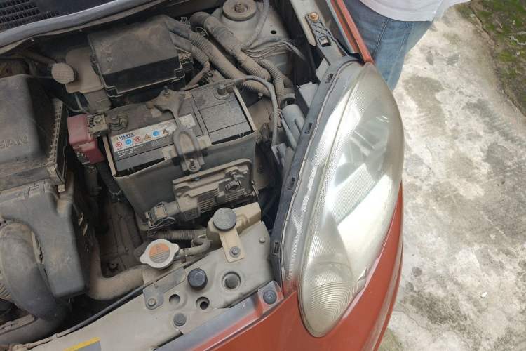 Used Nissan March 2010 1.5L Automatic Easy-Style Version Engine Bay Left