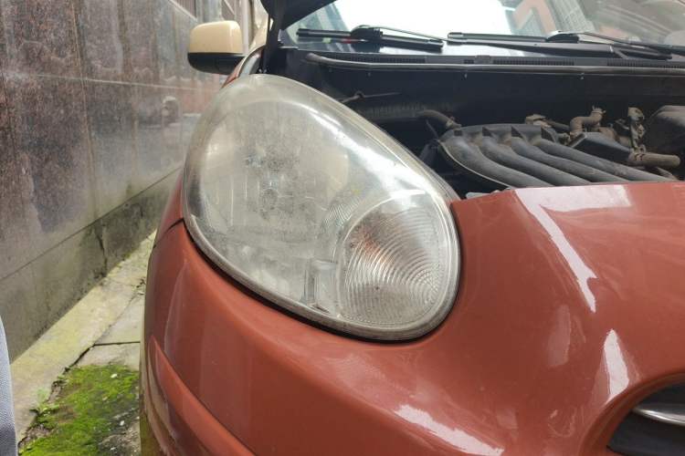 Used Nissan March 2010 1.5L Automatic Easy-Style Version Right Front Headlight