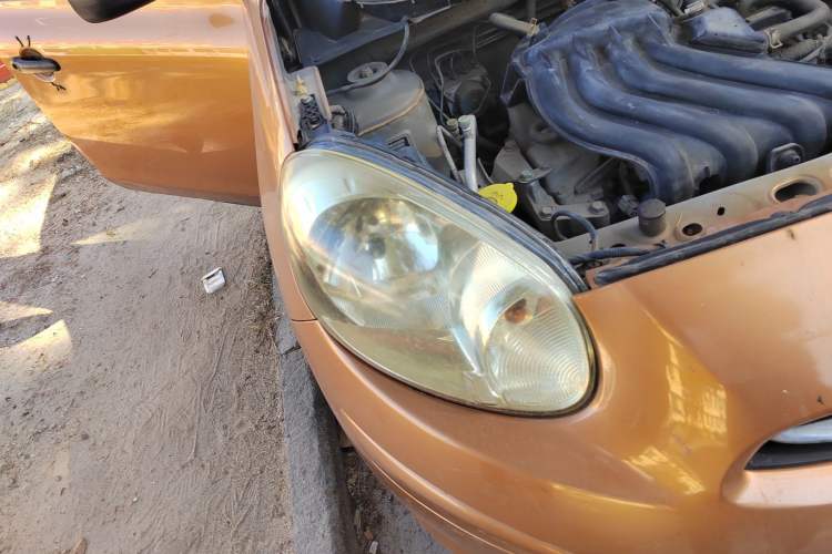 Used Nissan March 2010 1.5L Manual Easi-Style Edition Right Front Headlight