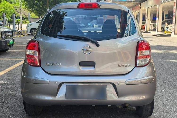 Used Nissan March 2010 1.5L Automatic Easy-Style Version Exterior 3