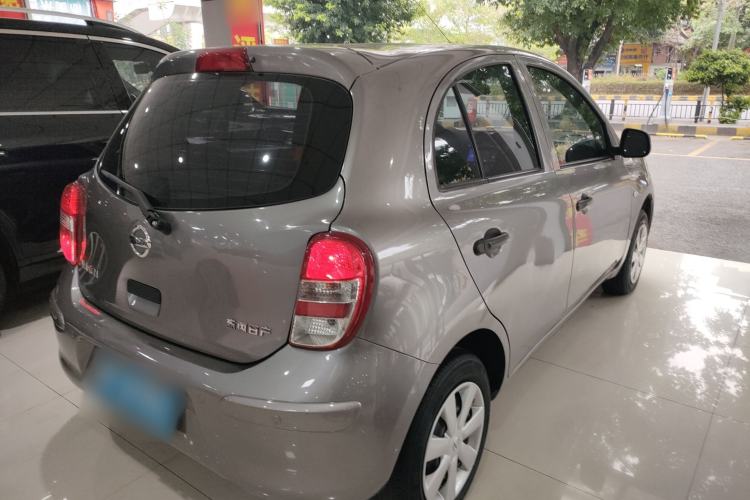 Used Nissan March 2010 1.5L Automatic Easy-Style Version Exterior 5
