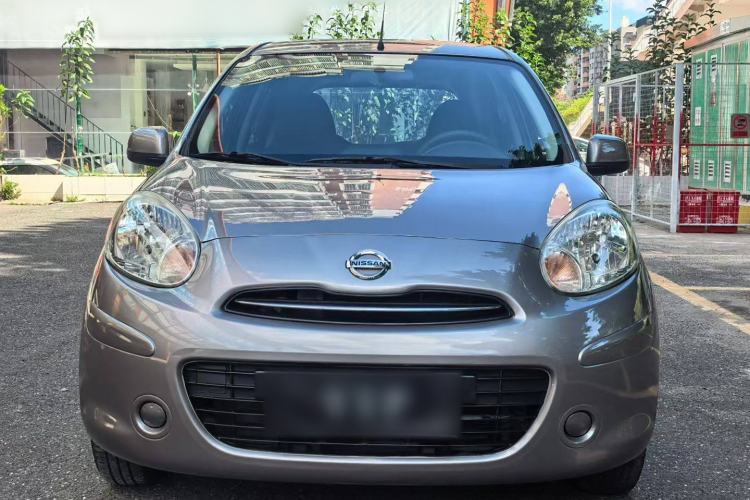 Used Nissan March 2010 1.5L Automatic Easy-Style Version Exterior 5