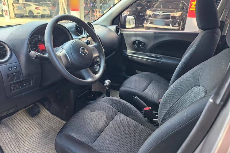 Used Nissan March 2010 1.5L Automatic Easy-Style Version Interior 2