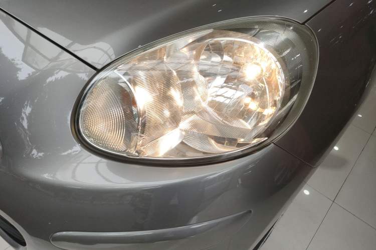 Used Nissan March 2010 1.5L Automatic Easy-Style Version Left Front Headlight