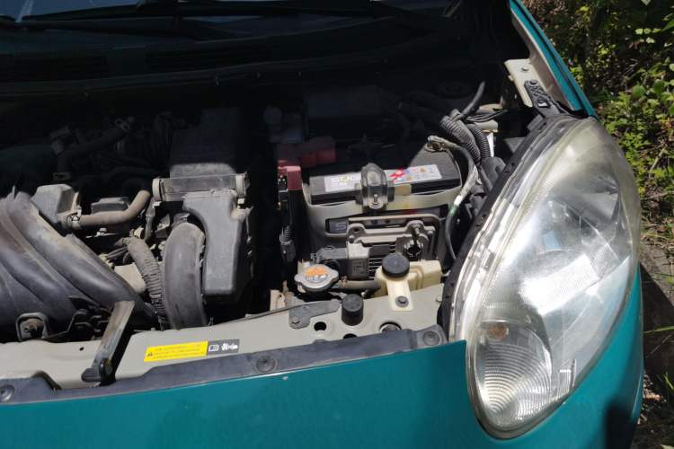 Used Nissan March 2010 1.5L Automatic Easy-Style Version Engine Bay Left