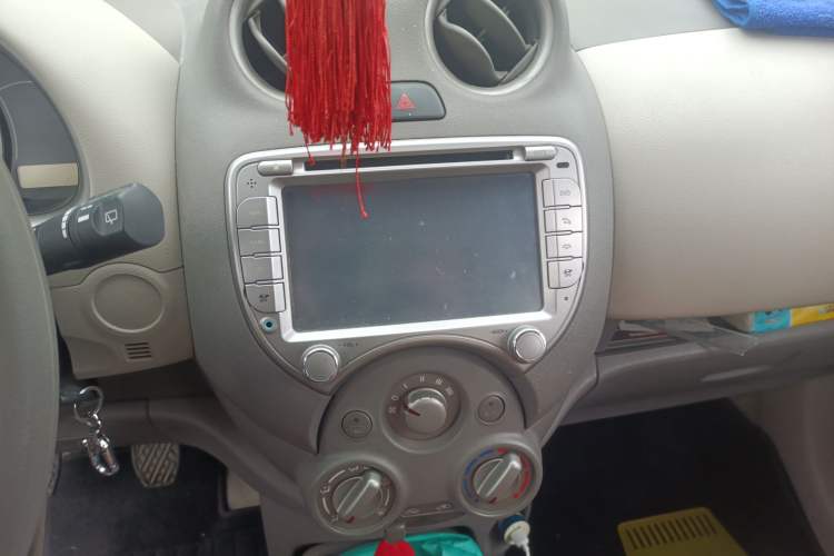 Used Nissan March 2010 1.5L Manual E-Xuan Edition Audio And AC Panel