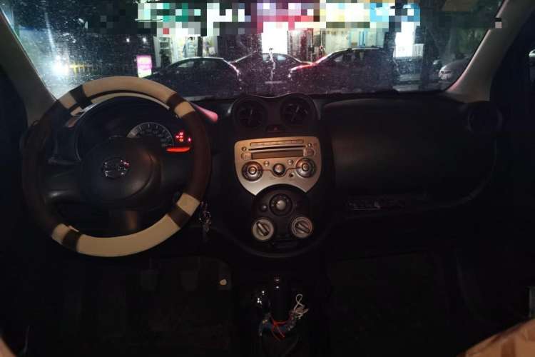 Used Nissan March 2010 1.5L Manual Easi-Style Edition Center Console