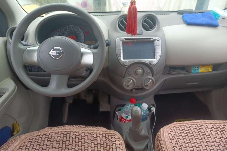 Used Nissan March 2010 1.5L Manual E-Xuan Edition Center Console