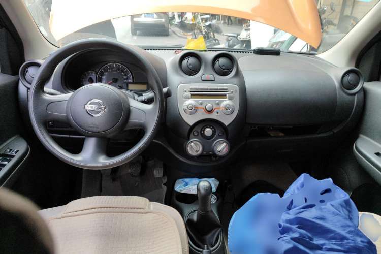 Used Nissan March 2010 1.5L Manual Easi-Style Edition Center Console