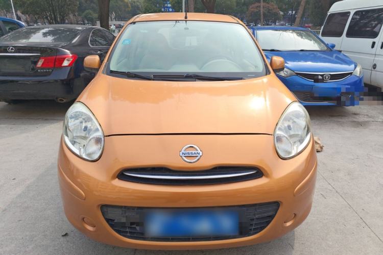 Used Nissan March 2010 1.5L Automatic Easy-Style Version Front