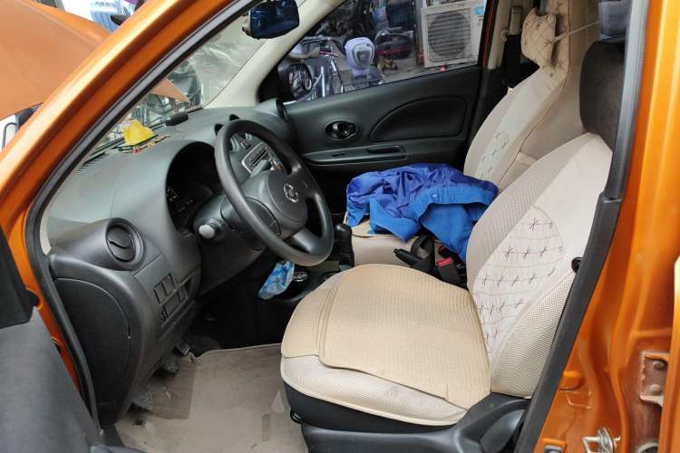 Used Nissan March 2010 1.5L Manual Easi-Style Edition Left Front Seat