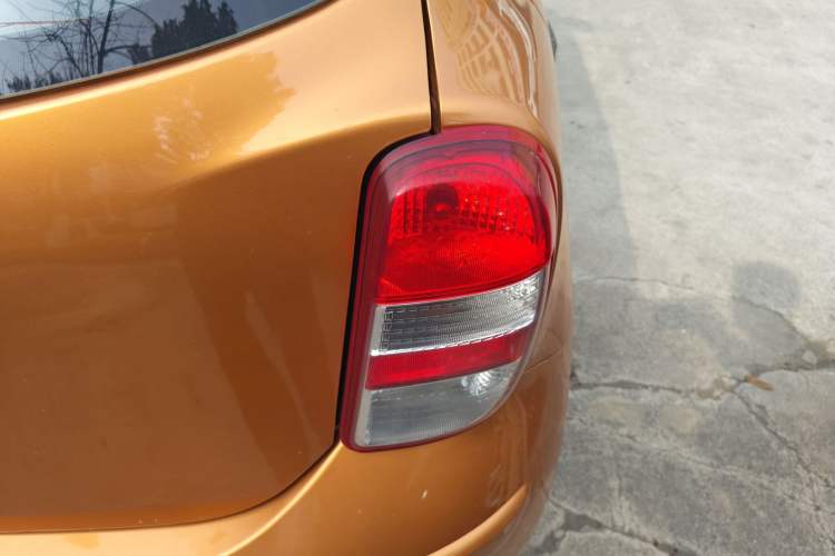 Used Nissan March 2010 1.5L Automatic Easy-Style Version Right Rear Taillight