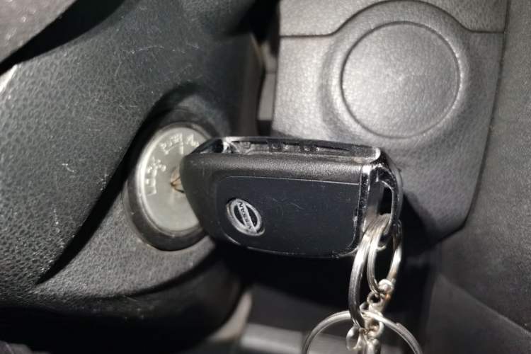 Used Nissan March 2010 1.5L Manual Easi-Style Edition Vehicle Key