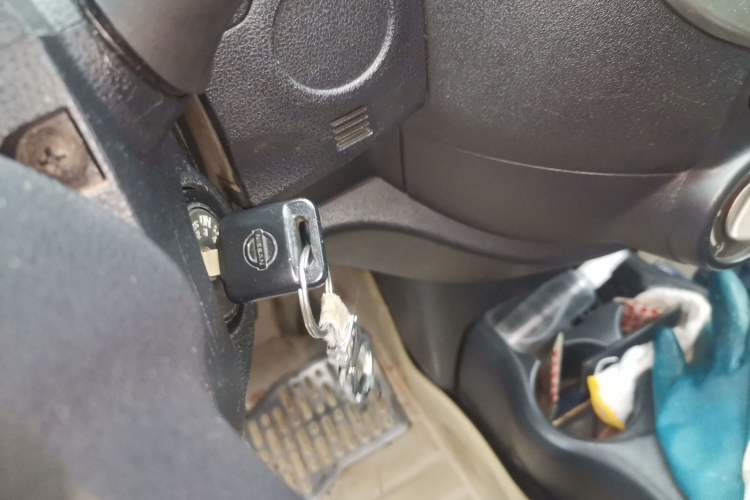 Used Nissan March 2010 1.5L Manual Easi-Style Edition Vehicle Key