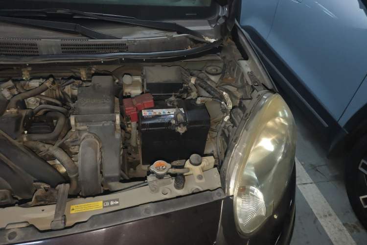 Used Nissan March 2010 1.5L Manual Easi-Style Edition Engine Bay Left