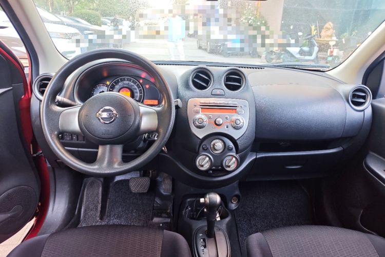 Used Nissan March 2010 1.5L Automatic Easy-Style Version Center Console