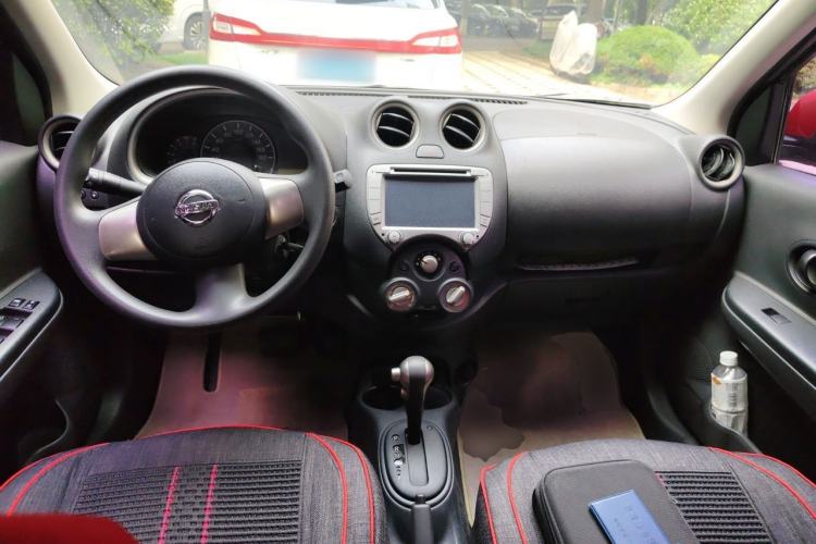 Used Nissan March 2010 1.5L Automatic Easy-Style Version Center Console