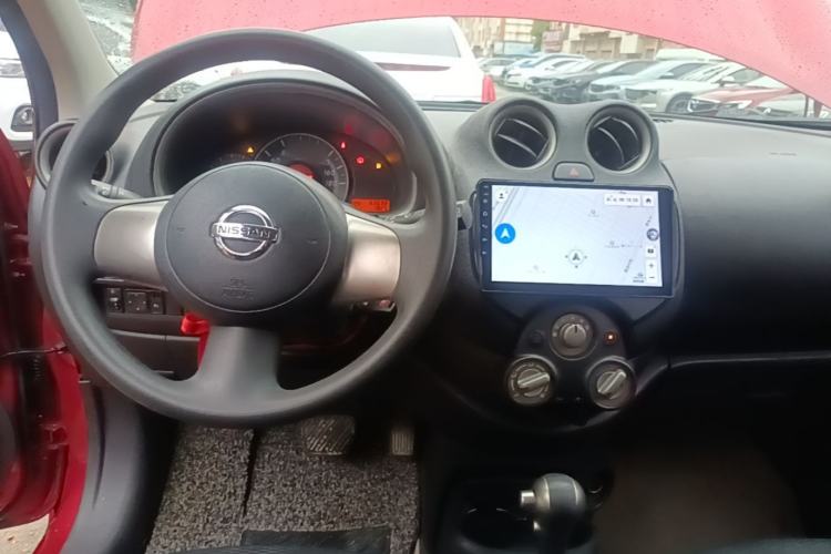 Used Nissan March 2010 1.5L Automatic Easy-Style Version Center Console