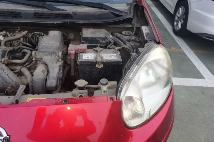 Used Nissan March 2010 1.5L Manual E-Xuan Edition Engine Bay Left