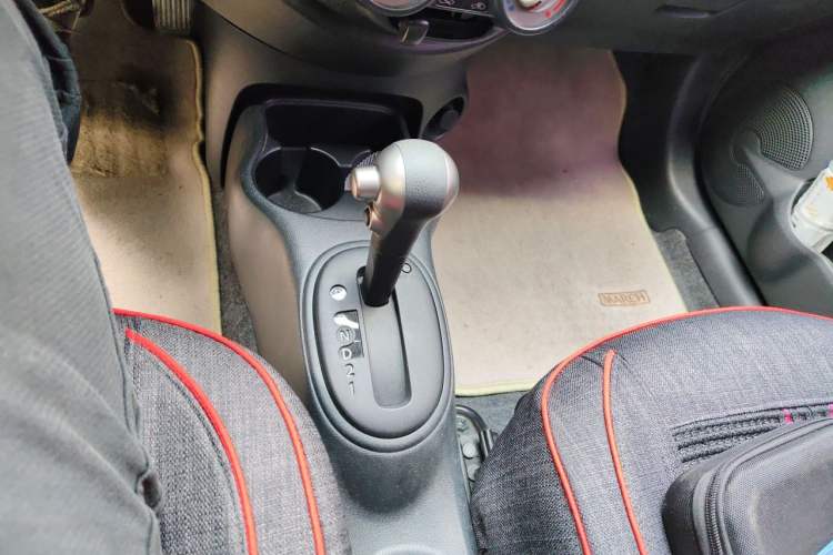 Used Nissan March 2010 1.5L Automatic Easy-Style Version Gear Lever