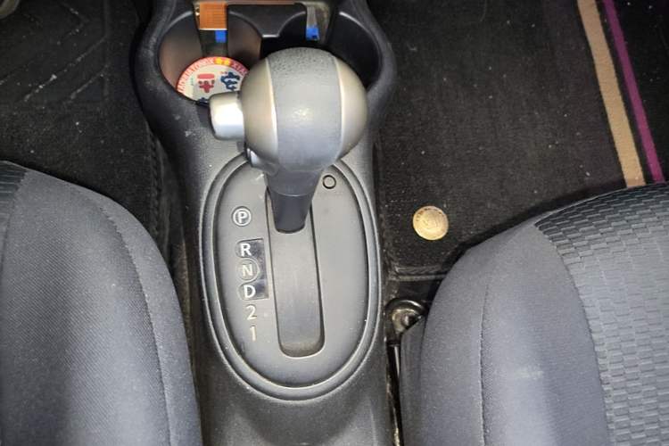 Used Nissan March 2010 1.5L Automatic Easy-Style Version Gear Lever